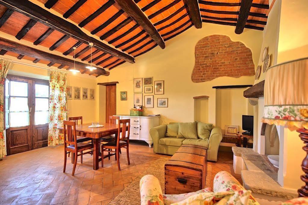 Podere Romina Valiano Esterno foto